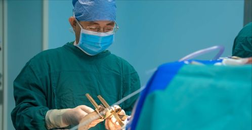 饱受8年双相两种模式折磨，微创手术如何稳定病情？